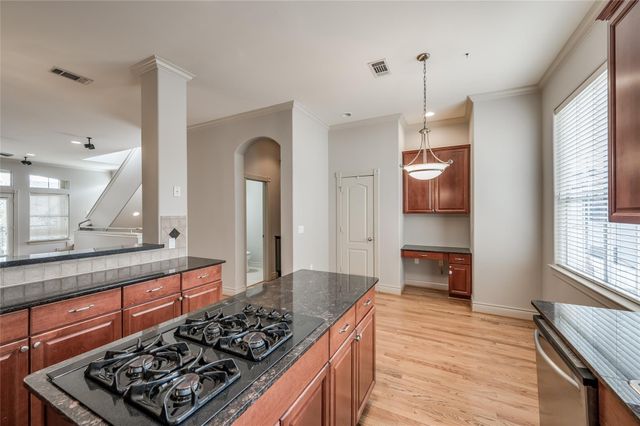 315 Sandman Street, Houston, TX 77007