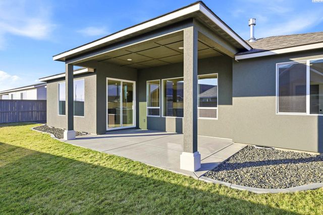 2790 Centerline Ave, Richland, WA 99354