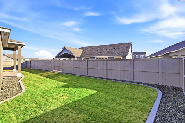 2790 Centerline Ave, Richland, WA 99354