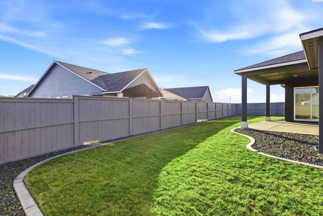 2790 Centerline Ave, Richland, WA 99354