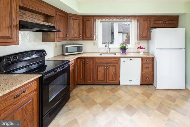 293 DEVON LN, West Chester, PA 19380