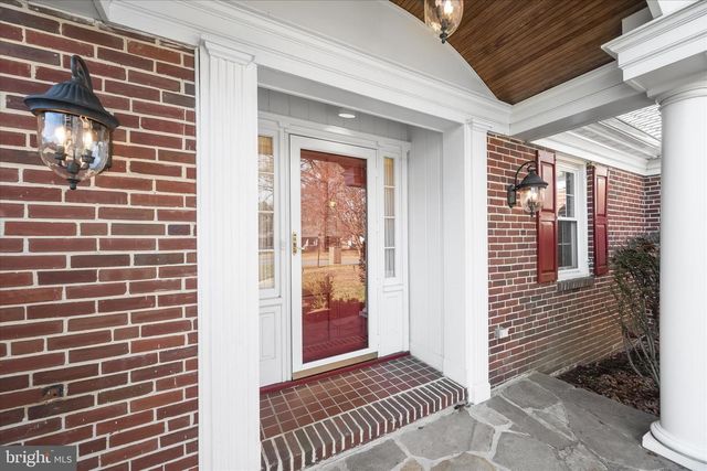 1112 HAMPTON GARTH, Baltimore, MD 21286