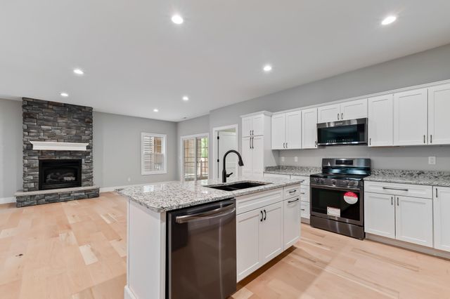 233 Woodland Drive, Milton, WV 25541