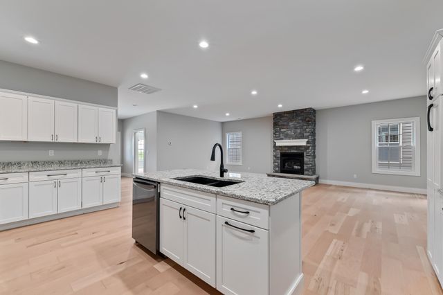 233 Woodland Drive, Milton, WV 25541