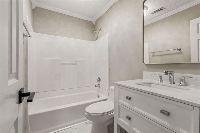 5687 Wellborn Oaks Court, Lithonia, GA 30058