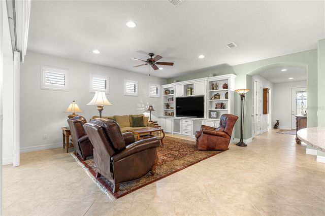 9342 SW 77TH STREET, Ocala, FL 34481