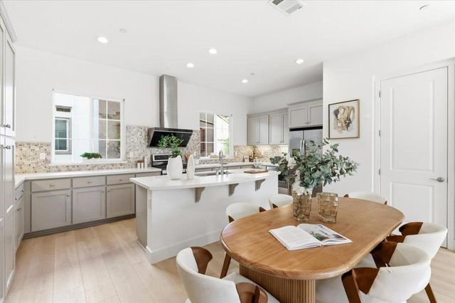 769 E Evelyn Avenue, Sunnyvale, CA 94086