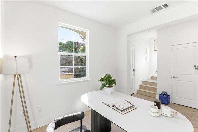 769 E Evelyn Avenue, Sunnyvale, CA 94086