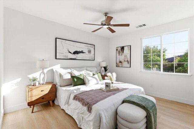 769 E Evelyn Avenue, Sunnyvale, CA 94086