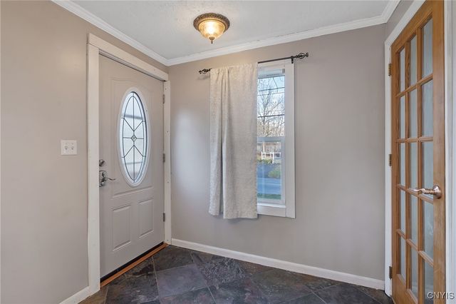 201 Lakeland Avenue, Geddes, NY 13209