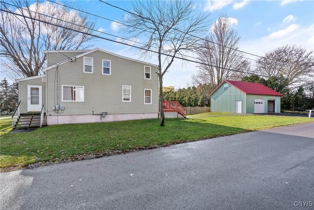 201 Lakeland Avenue, Geddes, NY 13209