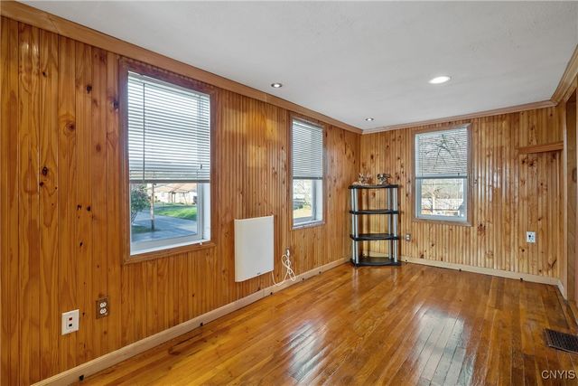 201 Lakeland Avenue, Geddes, NY 13209