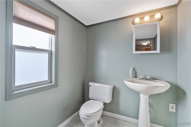 201 Lakeland Avenue, Geddes, NY 13209