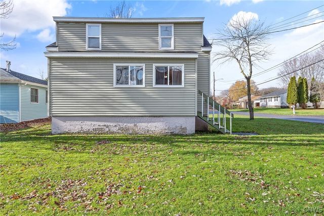 201 Lakeland Avenue, Geddes, NY 13209