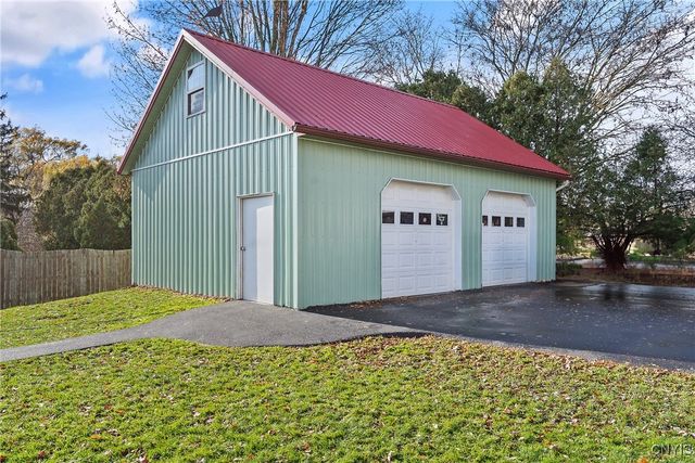 201 Lakeland Avenue, Geddes, NY 13209