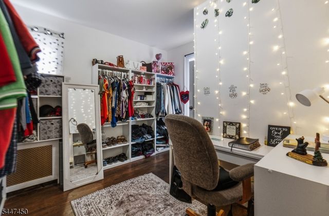 56 Summer St, Hawthorne Boro, NJ 07506