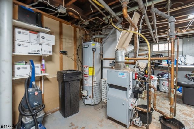 56 Summer St, Hawthorne Boro, NJ 07506