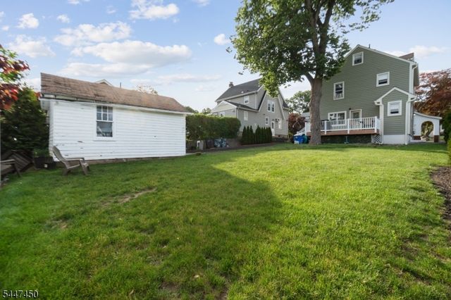 56 Summer St, Hawthorne Boro, NJ 07506