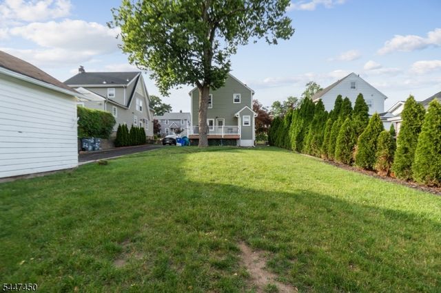 56 Summer St, Hawthorne Boro, NJ 07506