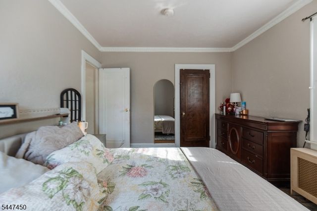 56 Summer St, Hawthorne Boro, NJ 07506