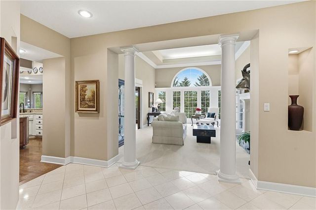 3304 Trail Ridge Drive, Independence, MO 64055