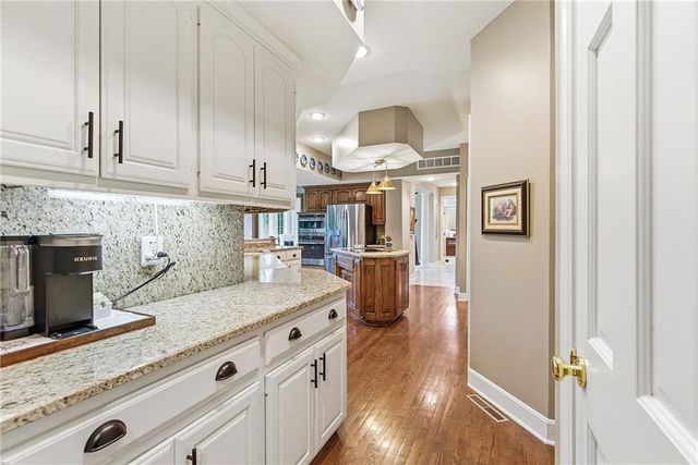 3304 Trail Ridge Drive, Independence, MO 64055