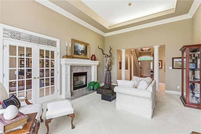 3304 Trail Ridge Drive, Independence, MO 64055