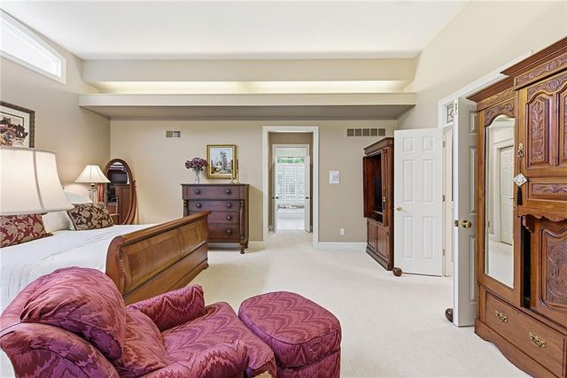 3304 Trail Ridge Drive, Independence, MO 64055