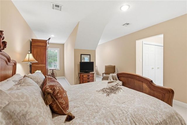3304 Trail Ridge Drive, Independence, MO 64055
