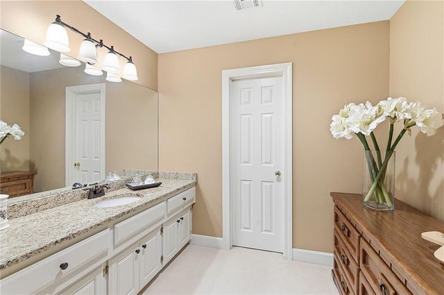 3304 Trail Ridge Drive, Independence, MO 64055