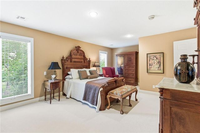 3304 Trail Ridge Drive, Independence, MO 64055