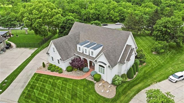 3304 Trail Ridge Drive, Independence, MO 64055