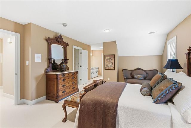 3304 Trail Ridge Drive, Independence, MO 64055