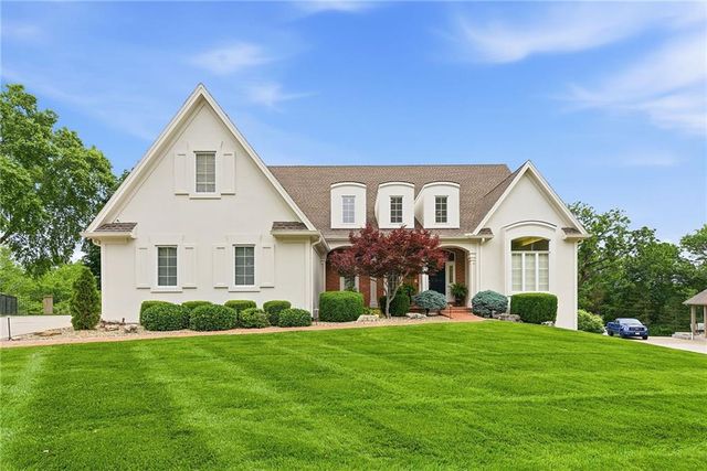 3304 Trail Ridge Drive, Independence, MO 64055