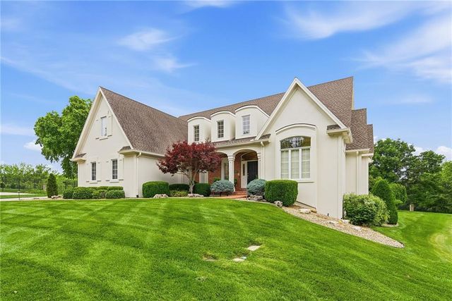 3304 Trail Ridge Drive, Independence, MO 64055