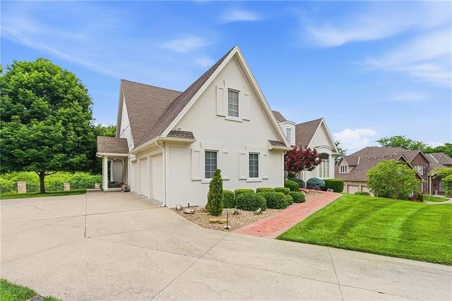 3304 Trail Ridge Drive, Independence, MO 64055