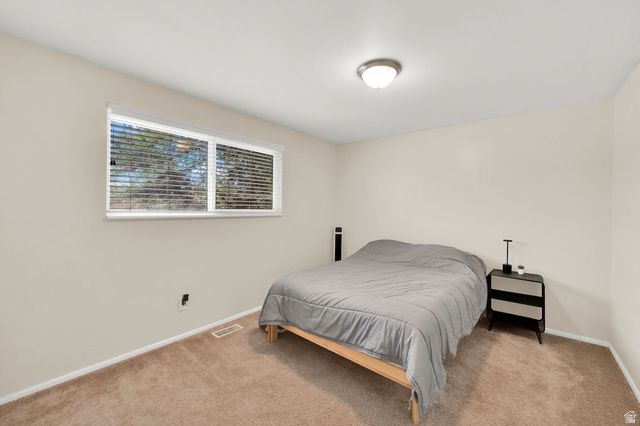 4584 S KNIGHTSBRIDGE RD, Taylorsville, UT 84129