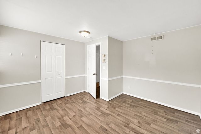 4584 S KNIGHTSBRIDGE RD, Taylorsville, UT 84129