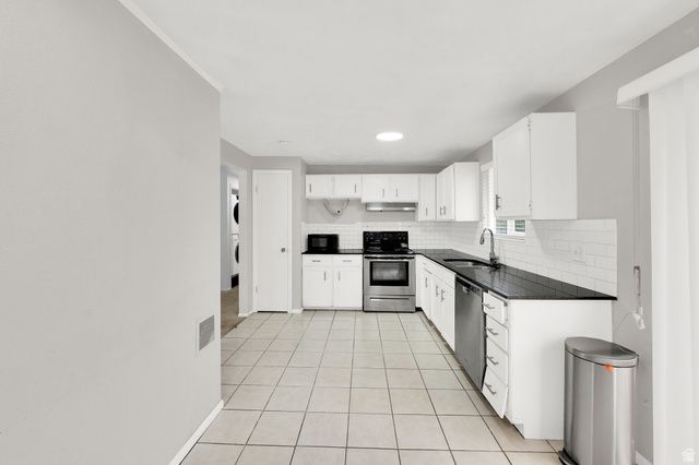 4584 S KNIGHTSBRIDGE RD, Taylorsville, UT 84129