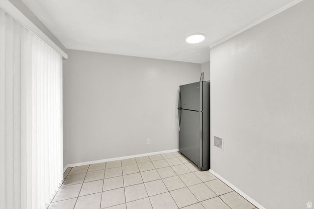 4584 S KNIGHTSBRIDGE RD, Taylorsville, UT 84129