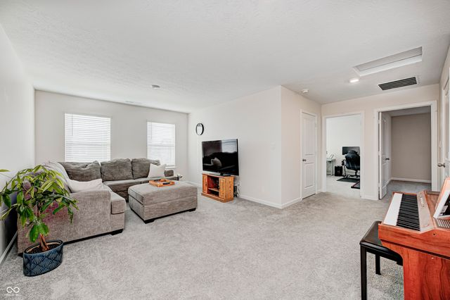 2214 Warbler Street, Danville, IN 46122