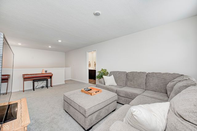 2214 Warbler Street, Danville, IN 46122