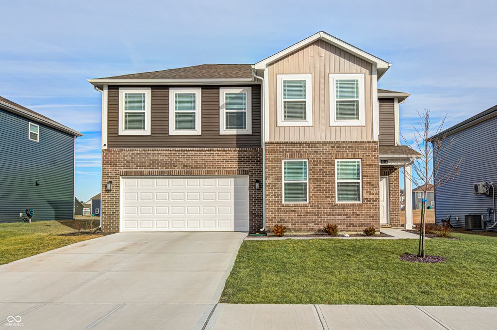 2214 Warbler Street, Danville, IN 46122