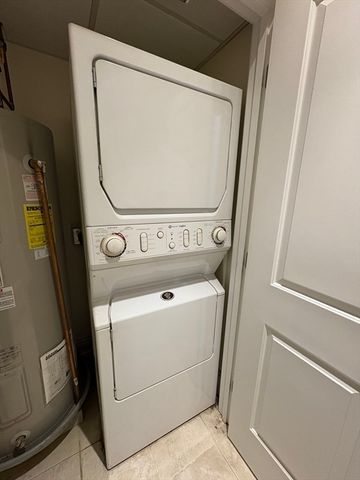 61 Market Street 3C, Lowell, MA 01852