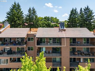 213 OSWEGO, Bldg 25, Lake Oswego, OR 97035