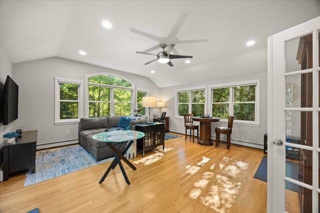 3 Woodland Dr, Easton, MA 02375