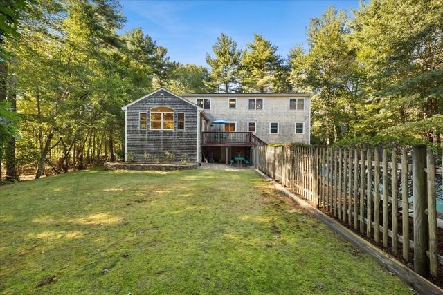3 Woodland Dr, Easton, MA 02375