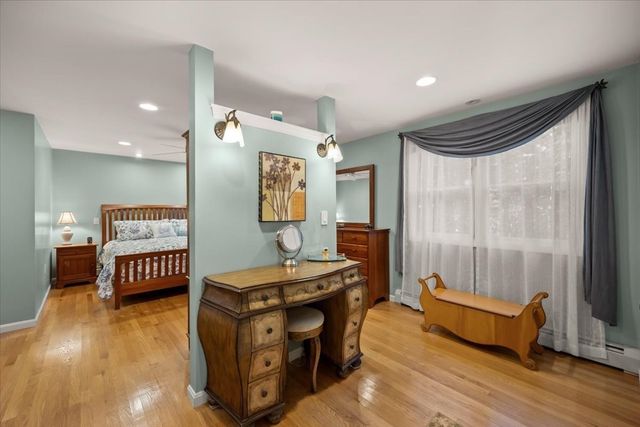 3 Woodland Dr, Easton, MA 02375