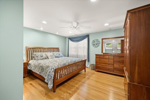 3 Woodland Dr, Easton, MA 02375