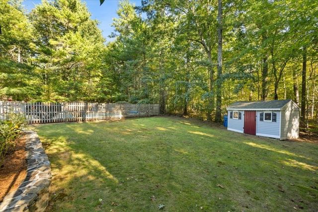 3 Woodland Dr, Easton, MA 02375